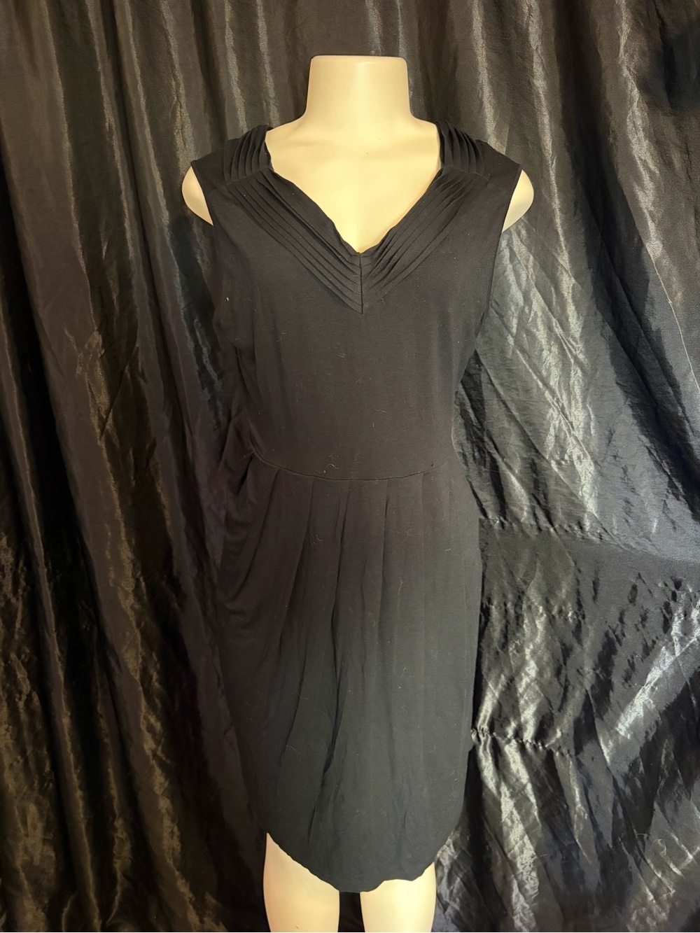 Calvin Klein Black V-Neck Pleated Detail Dress